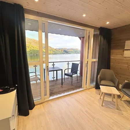 Brygga Pa Donna Apartment