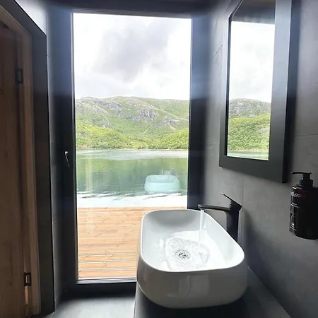 Brygga Pa Donna Apartment Berfjorden