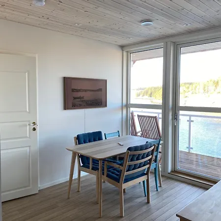 Brygga Pa Donna Apartment Berfjorden